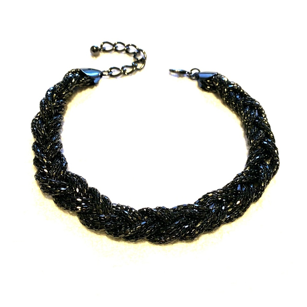 Beaded necklace